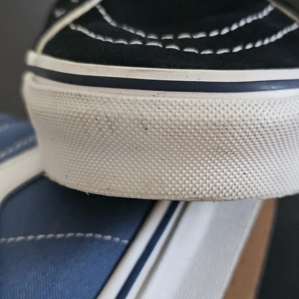 VANS Sk8-Hi UNISEX Casual High-Top Skate Shoes, Signature Waffle Rubber Sole - Picture 10 of 11